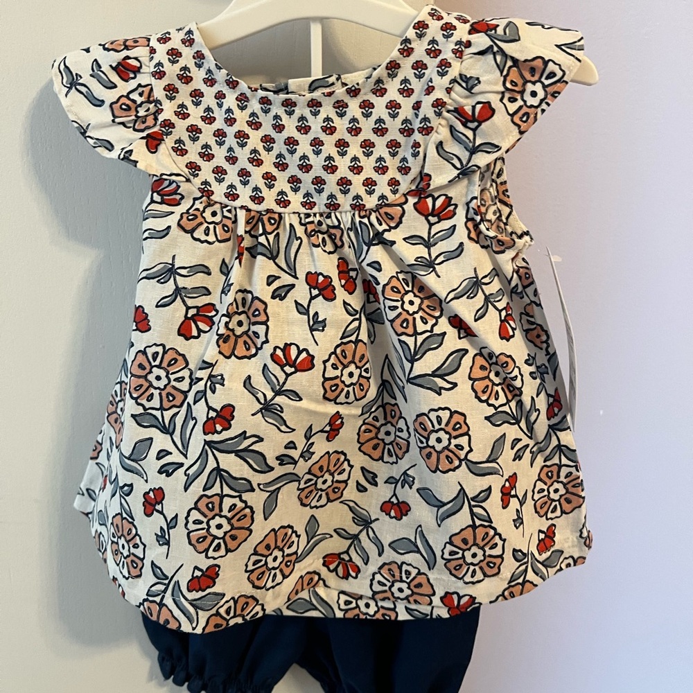 Carters 9 month outfit